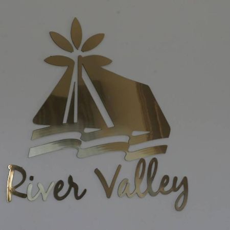 River Valley Resort แอทน่าน Exterior photo