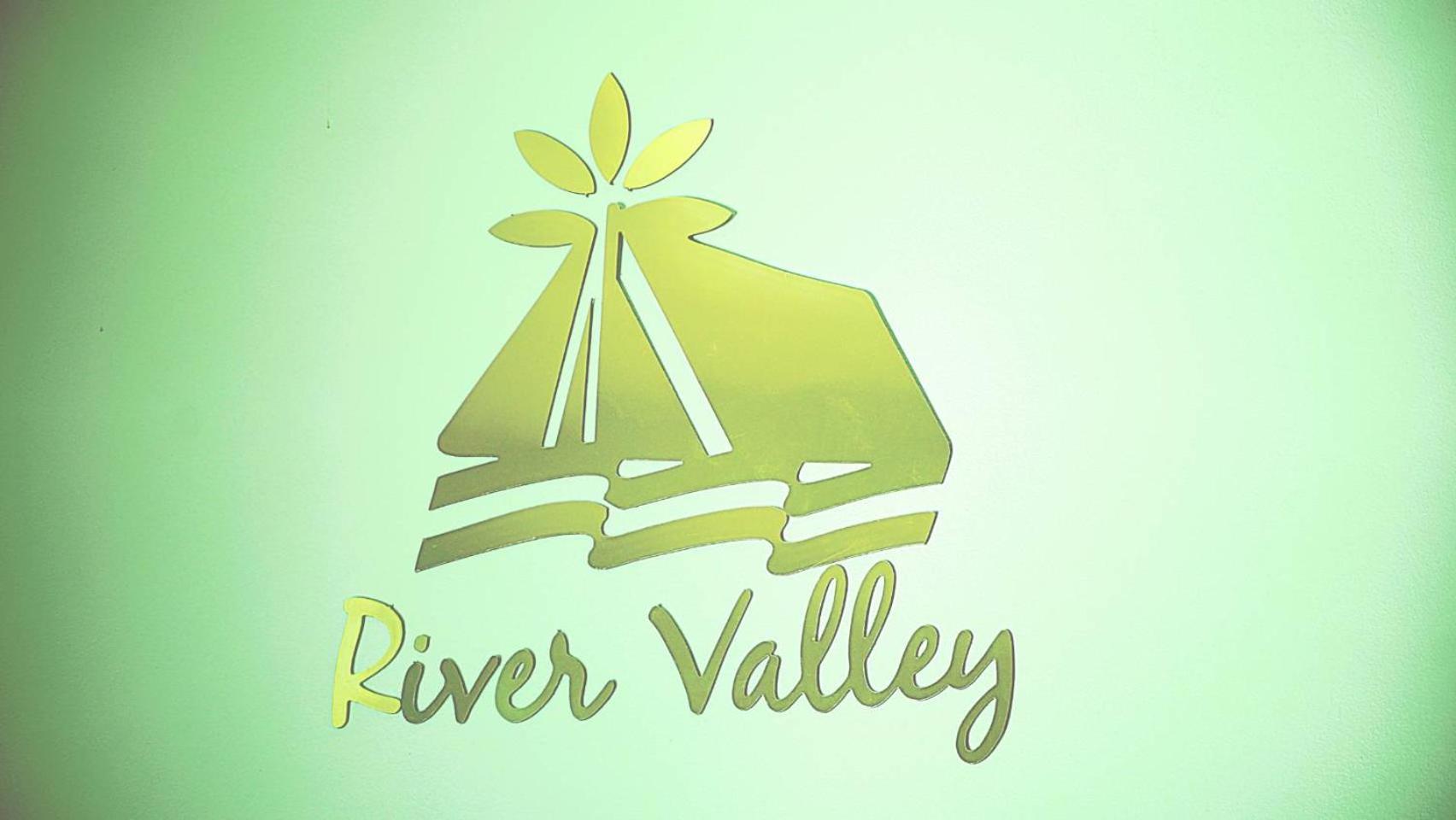 River Valley Resort แอทน่าน Exterior photo